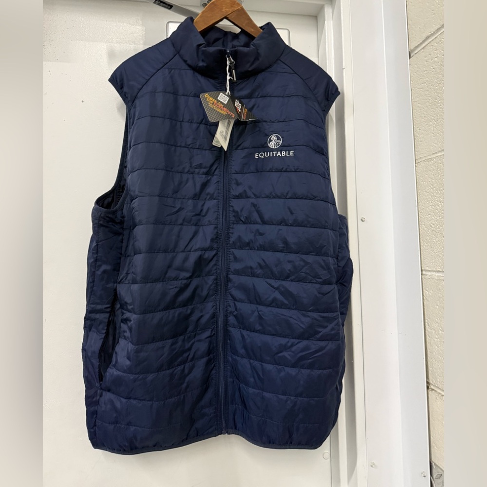 Core Men's Navy Puffer Vest